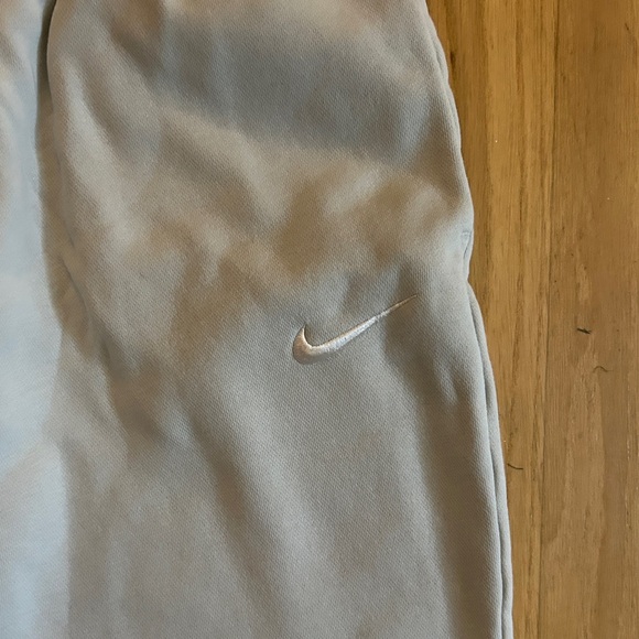 nike jogger sweatpants - Picture 3 of 3